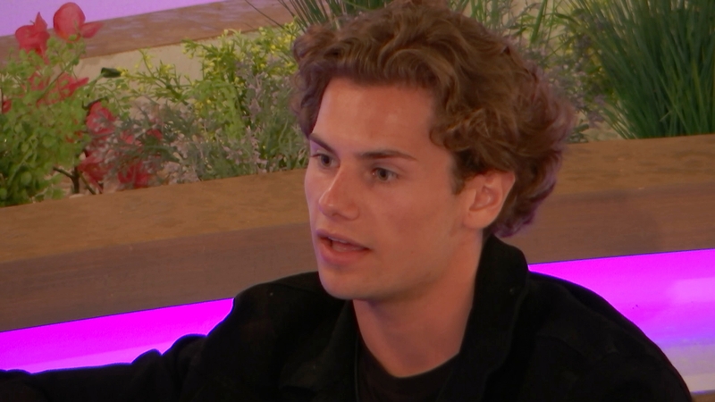 Joe Garratt has said he will not apologise for Love Island behaviour