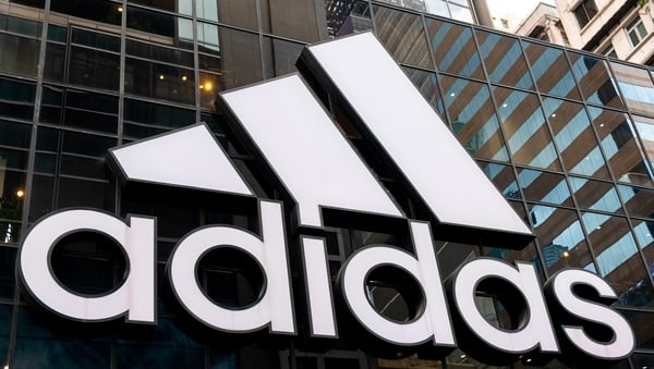 According to the directors, the online sales surge more than made up for the €11.8m decrease in wholesale sales