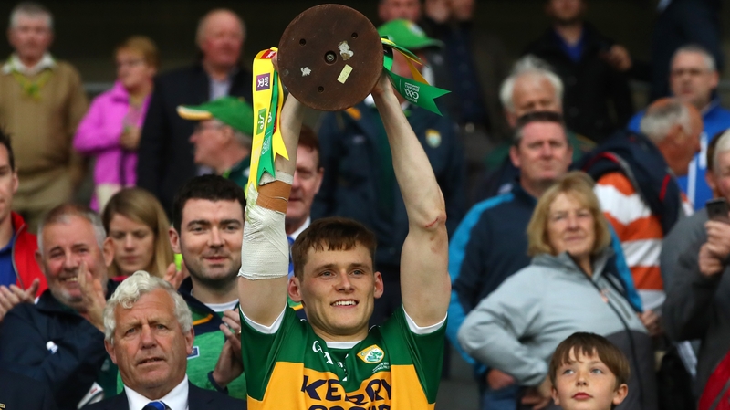 Gavin White lifts the Munster title at Pairc Ui Chaoimh