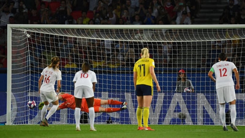 Hedvig Lindahl saves the penalty that put Sweden through