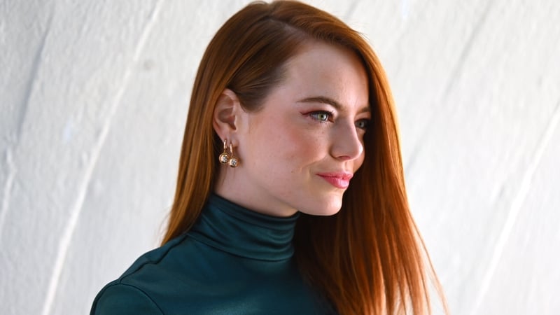 Emma Stone has reportedly injured her shoulder