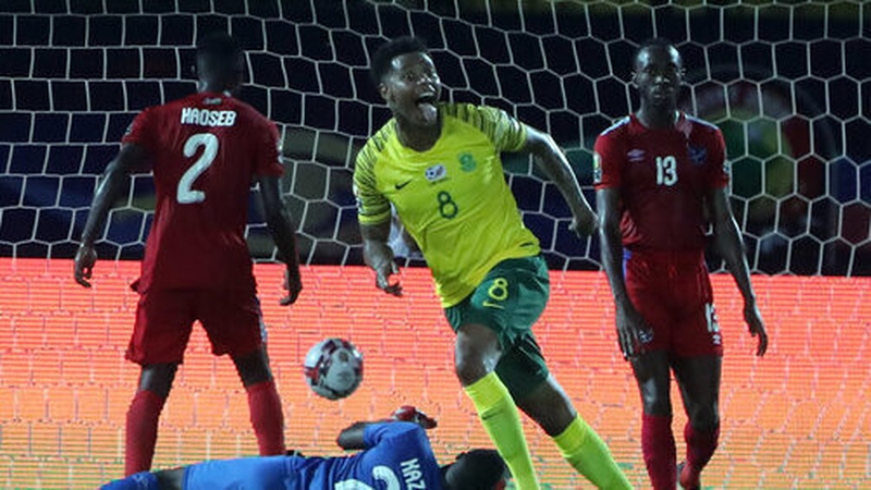 Bongani Zungu celebrates his goal