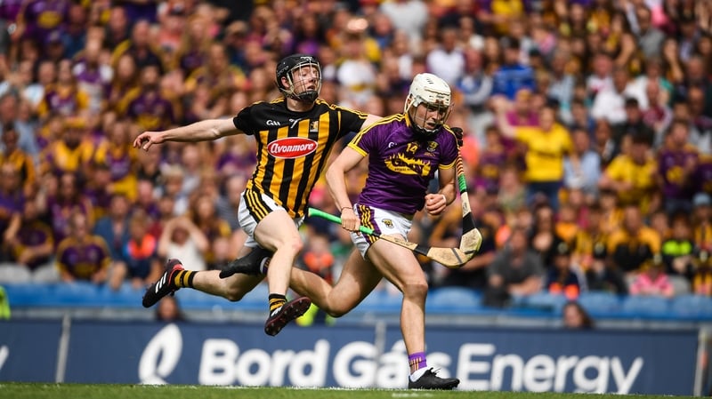 O'Connor gets away from Enda Morrissey of Kilkenny