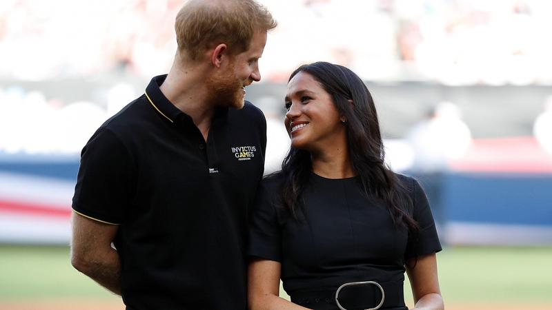 Being mom can be hard work at the best times, making friends can and should be made easy.