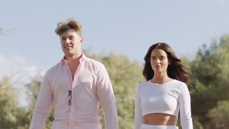 Curtis and Maura's love triangle with Francesca is no more