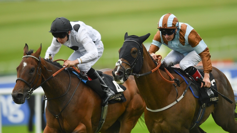 Caspian Prince, right, with Declan McDonagh up, on their way to winning the 2017 Sapphire Stakes