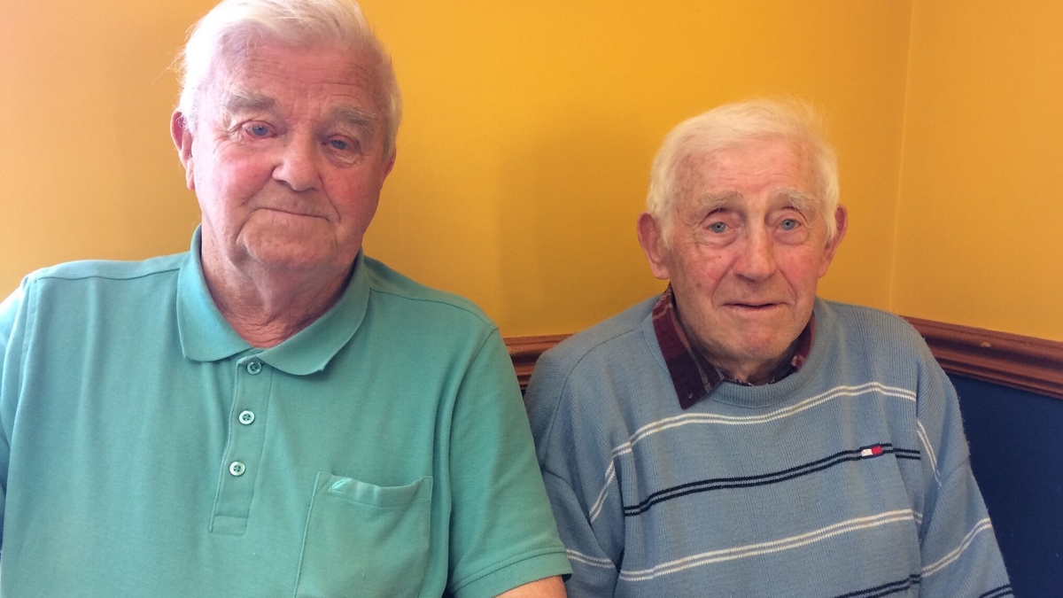 Nollaig Ó Cionnfhaola,Parthalán Breathnach, Nioclás Ó Gríofáin; Am lóin sa Linn Bhuí