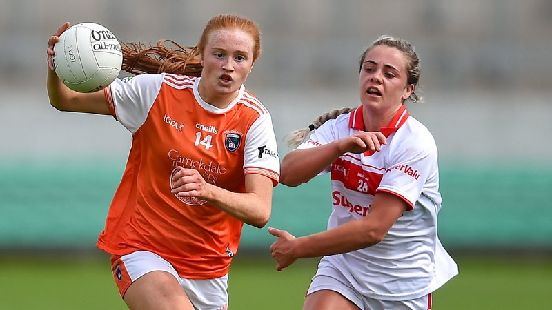 Mackin gets away from Cork's Chloe Collins