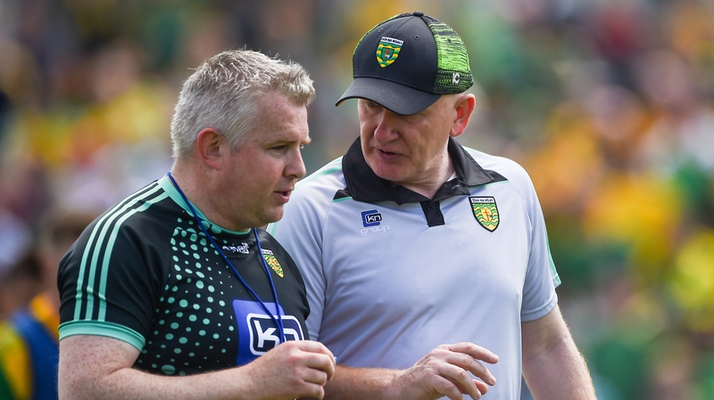 Rochford in discussion with Declan Bonner