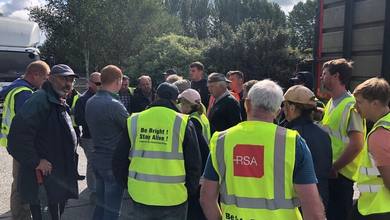 Around 28 beef farmers are protesting at the factory (Pic: Conor McHugh, Leinster Leader)