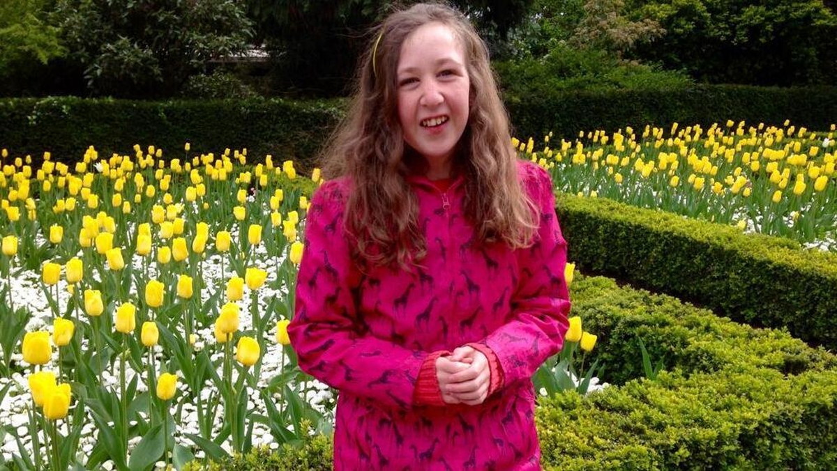 Meabh Quoirin - “Nóra is always there holding my hand” 