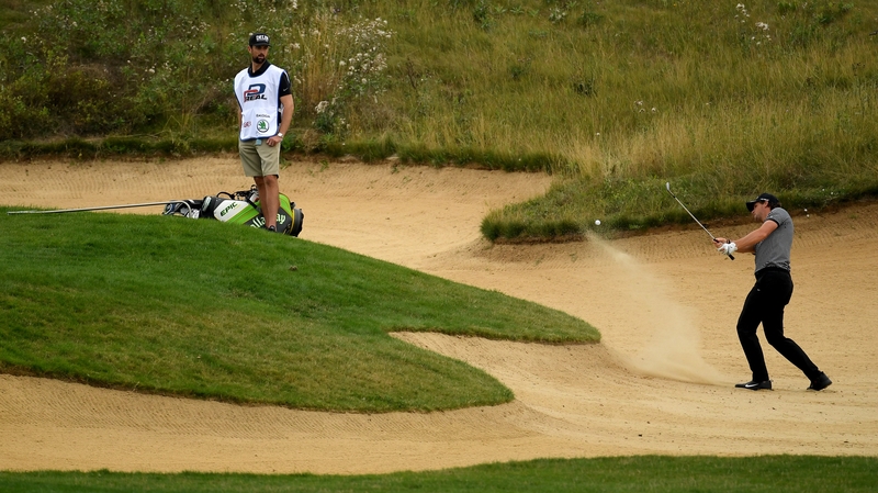 Pieters of gets out of the bunker on 13