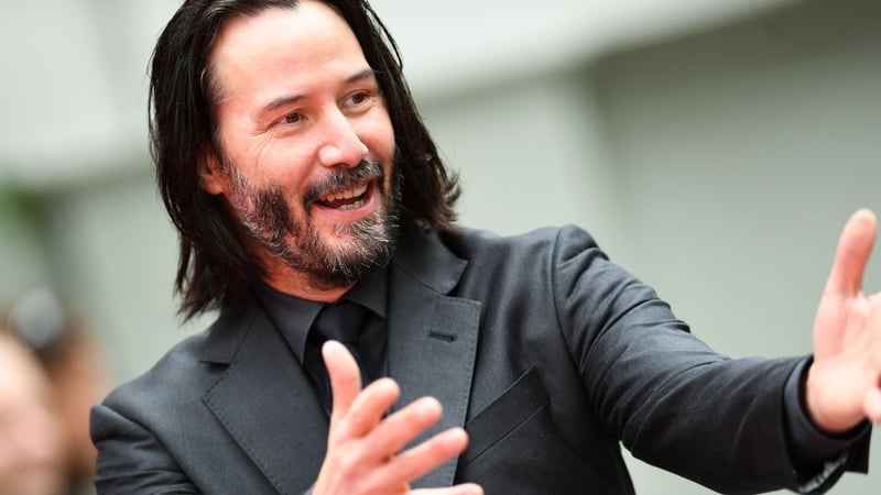 Keanu Reeves: party on