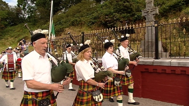 Millstreet Pipe Band play at Béal na Bláth