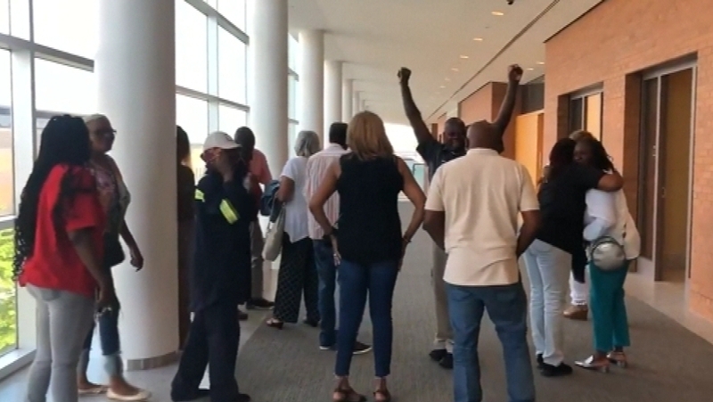 The family of Alvin Kennard celebrate outside court (Pic: Ivana Hrynkiw)
