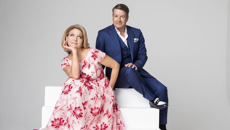 My Big Day: Home or Away?