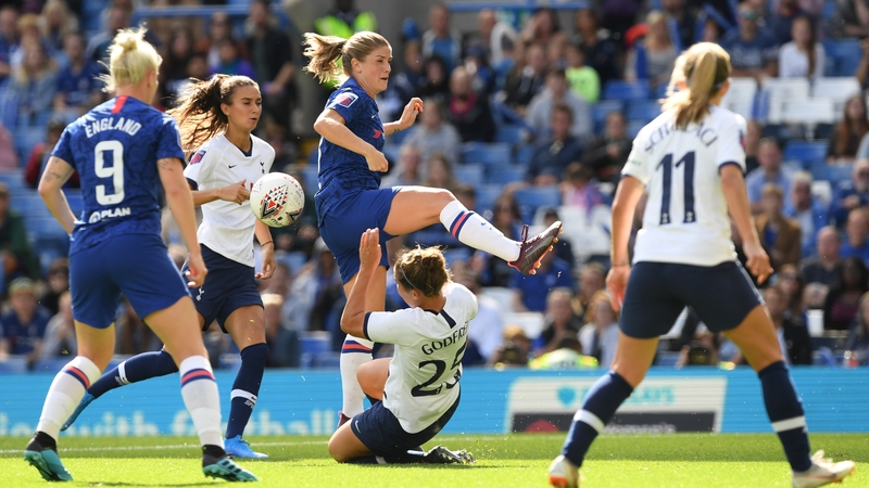 Maren Mjelde of Chelsea is blocked by Hannah Godfrey