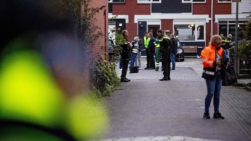 Police source confirmed a Dutch police officer shot and killed two family members and then himself
