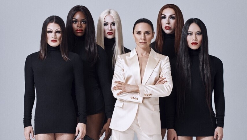 Melanie and Sink The Pink