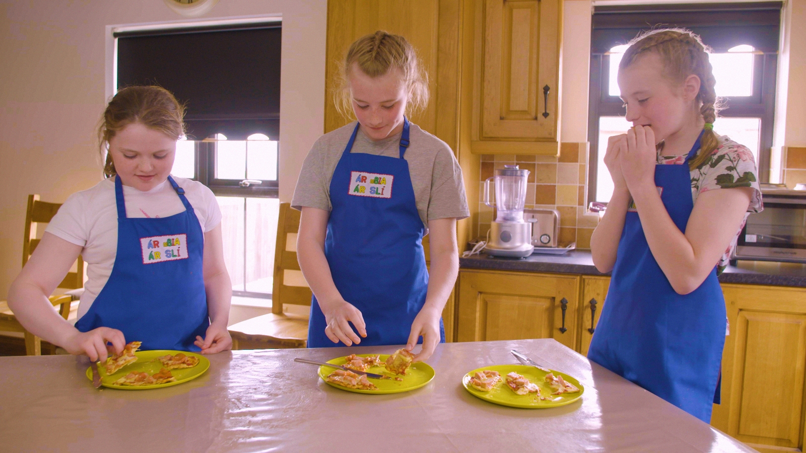 Craic sa Chistin ar TRTÉ!