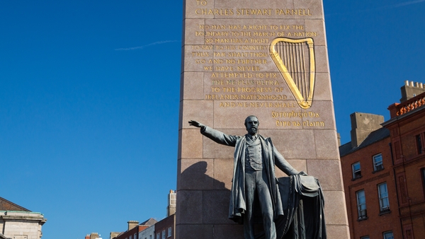 Charles Stewart Parnell surveys Dublin's O'Connell Street: "no man has the right to fix the boundary to the march of a nation"