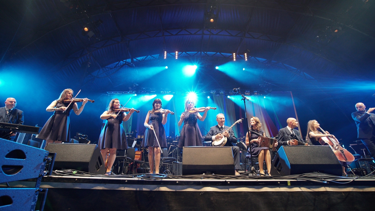 Kilfenora Ceili Band perform