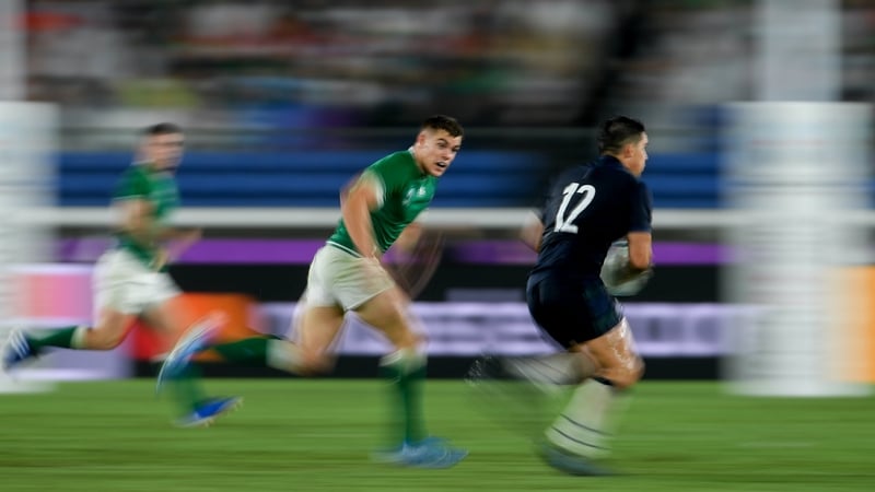 Ringrose chases Sam Johnson of Scotland