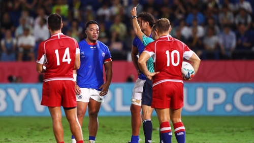 Motu Matu'u is shown a yellow card against Russia