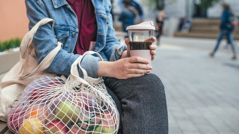 Top tips to live your best eco-friendly college life.