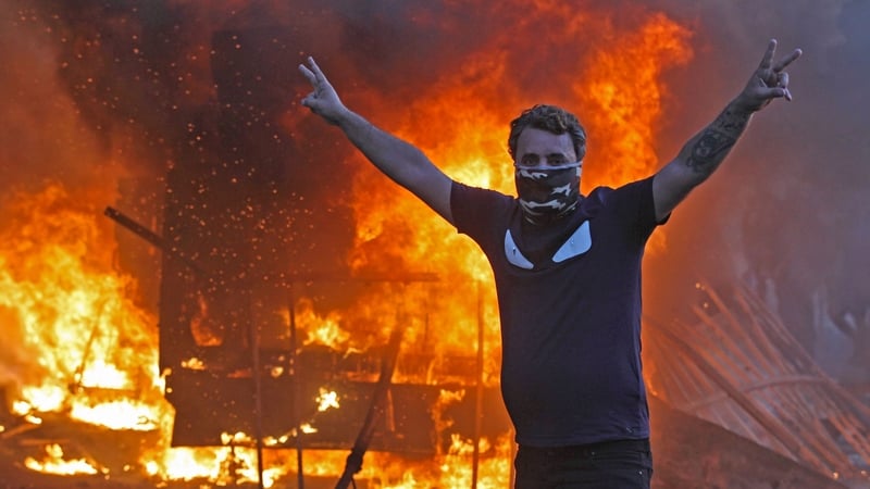 Demonstrations in Baghdad began over unemployment and poor services