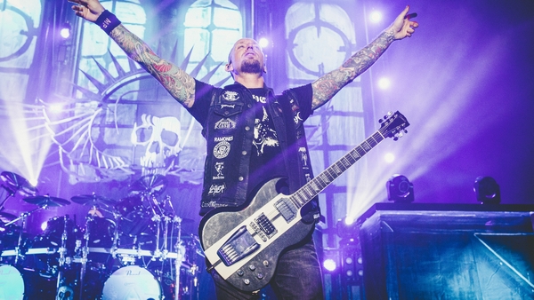 Volbeat: throat issues for Michael Poulson