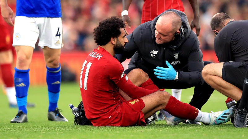 Mo Salah receiving treatment