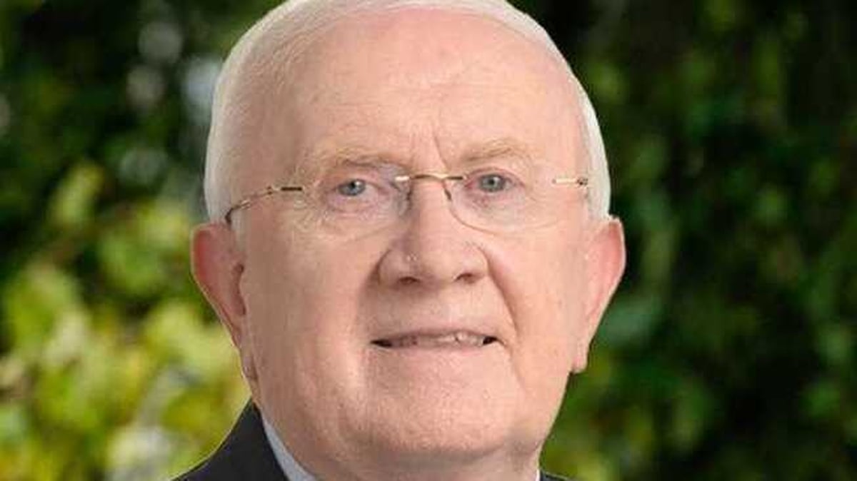 An Teachta Dála Pat the Cope Ó Gallachóir.