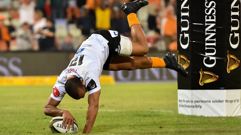 Rhyno Smith charged over the line for the home side's sixth and final try