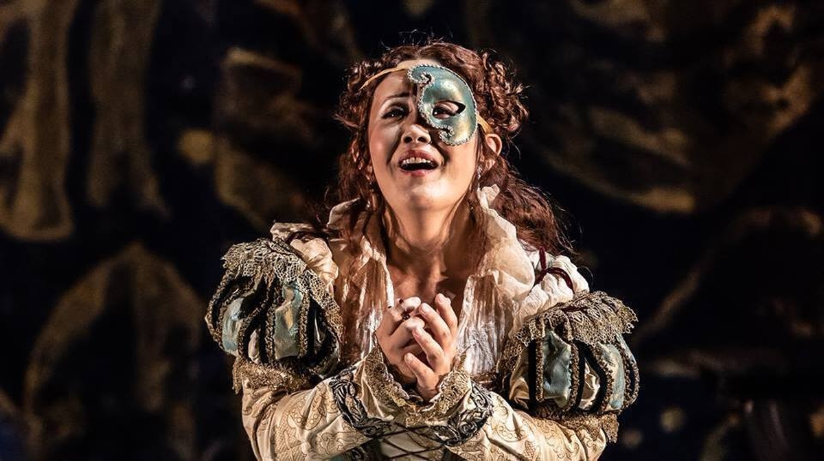 'Extraordinarily serious questions' facing Arts Council - Harris
