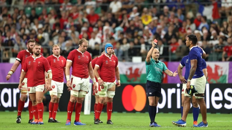 Referee Jaco Peyper issues Sebastien Vahaamahina with a red card against Wales