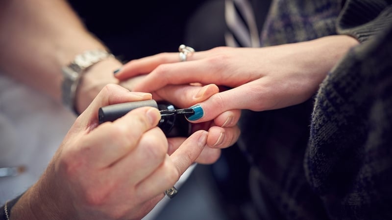 Say it with us now: "Don't pick off your gel polish and don't pop off your extension."