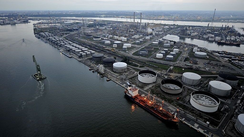 The men were taken to the immigration office in the city of Antwerp