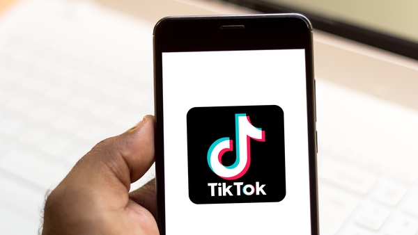 #BookTok decides - TikTok announces book awards