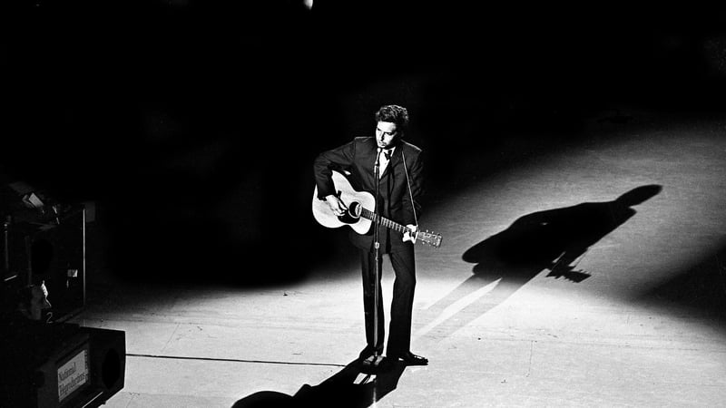 Dylan: Travellin' Thru captures Bob Dylan during one of his more overlooked and underrated parts of his many-phased career