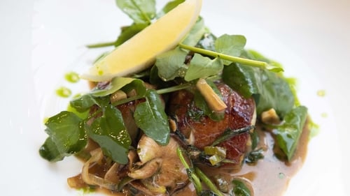 Kevin Aherne's Scallops with Mushroom Watercress Salad Apple