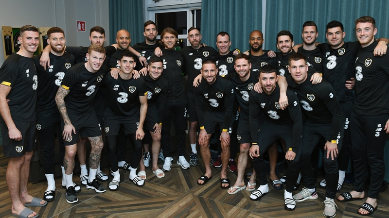 Richard Keogh with the Ireland squad after his arrival at the team hotel