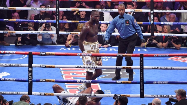 In a repeat of their 2018 fight, Wilder soaked up pressure from his older opponent before sending him to the canvas with a straight right hand to the forehead