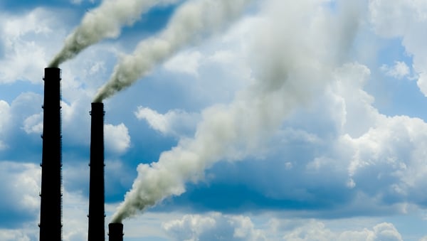 Greenhouse gas emissions from Irish power generation and industrial companies fell by 8.7% last year.