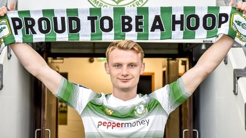 Liam Scales has completed a move to Shamrock Rovers