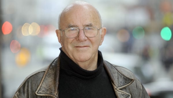 Clive James remembered - a classic RTÉ Book Show interview