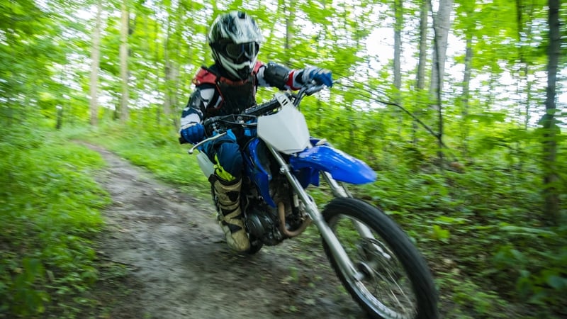 A scrambler bike