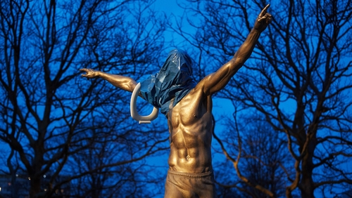 Unhappy fans have given a statue of Zlatan Ibrahimovic in Malmo a modern art twist