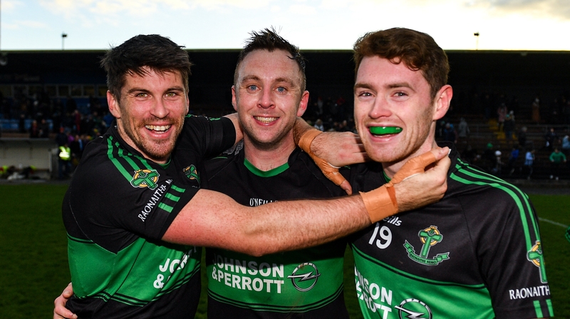 Barry O'Driscoll (l), Paul Kerrigan, (c), and Ciaran Dalton celebrate at the end