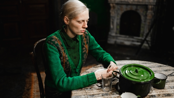Viktoria Miroshnichenko as Iya in Beanpole
